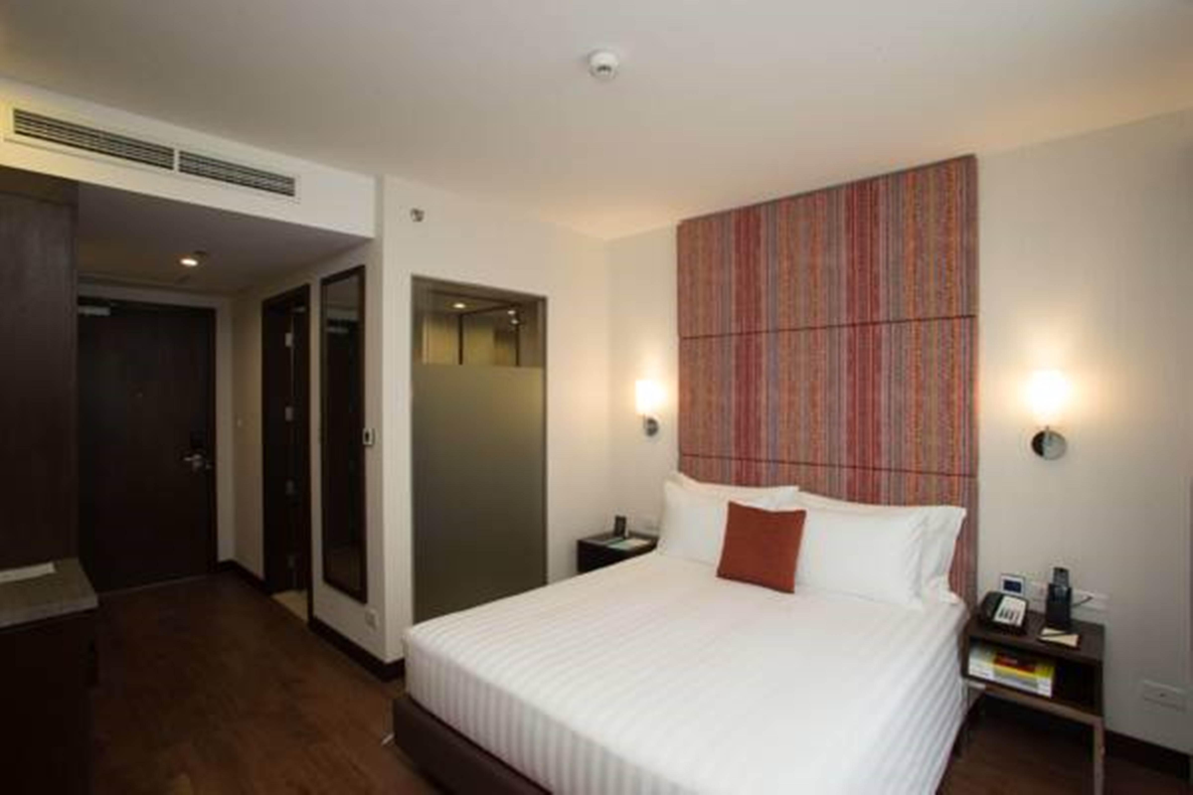 Wynwood Hotel Pasig City Экстерьер фото
